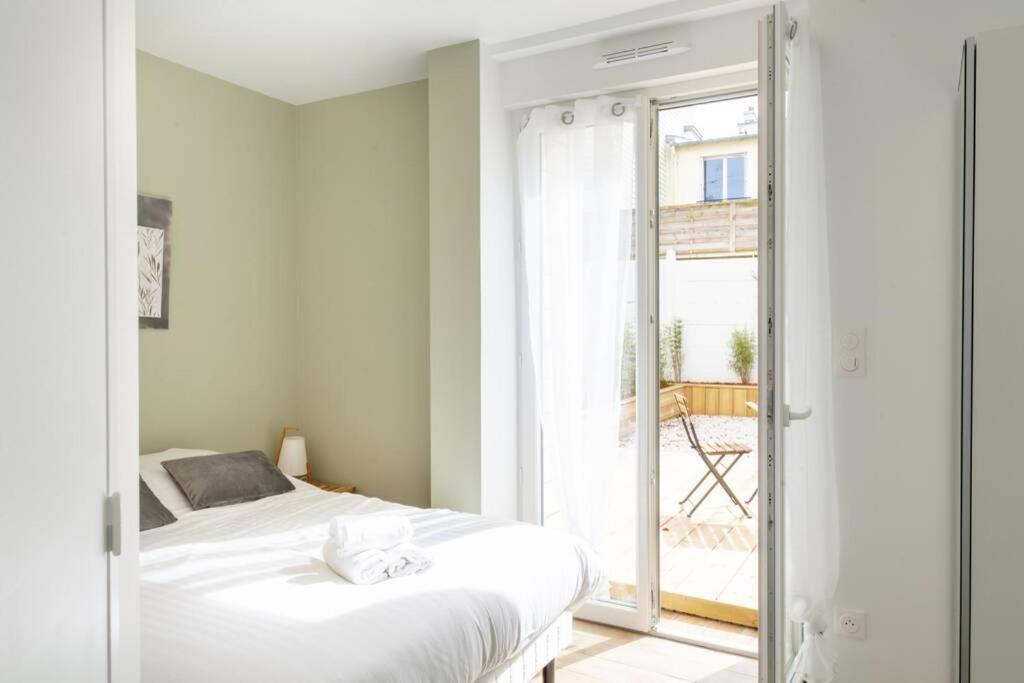 La Jument: Unique/ Magnifique Studio Avec Terrasse, Proche Des Facs Et Du Centre-Ville Брест Экстерьер фото
